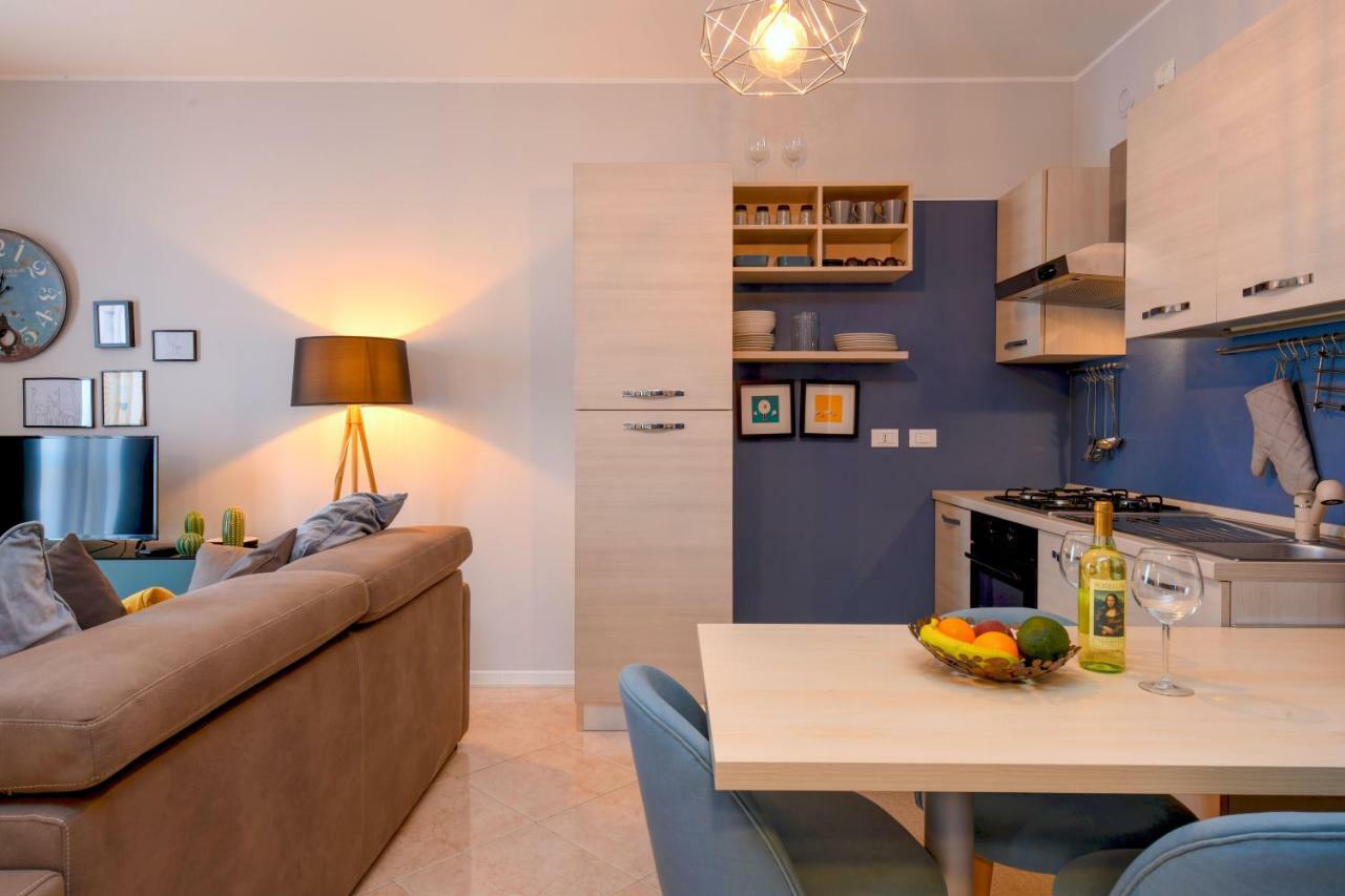 דסנזאנו דל גארדה Desenzanoloft Le Chateau De Margot מראה חיצוני תמונה